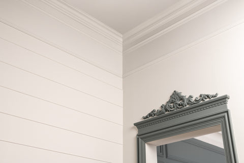 Frontons décoratifs en moulures